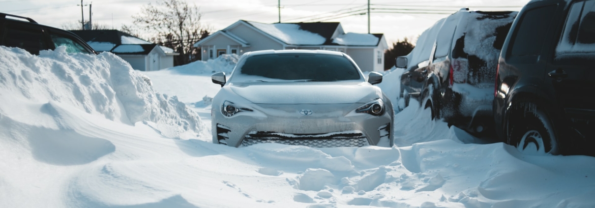 Quels sont les effets du temps hivernal sur la finition de votre voiture?